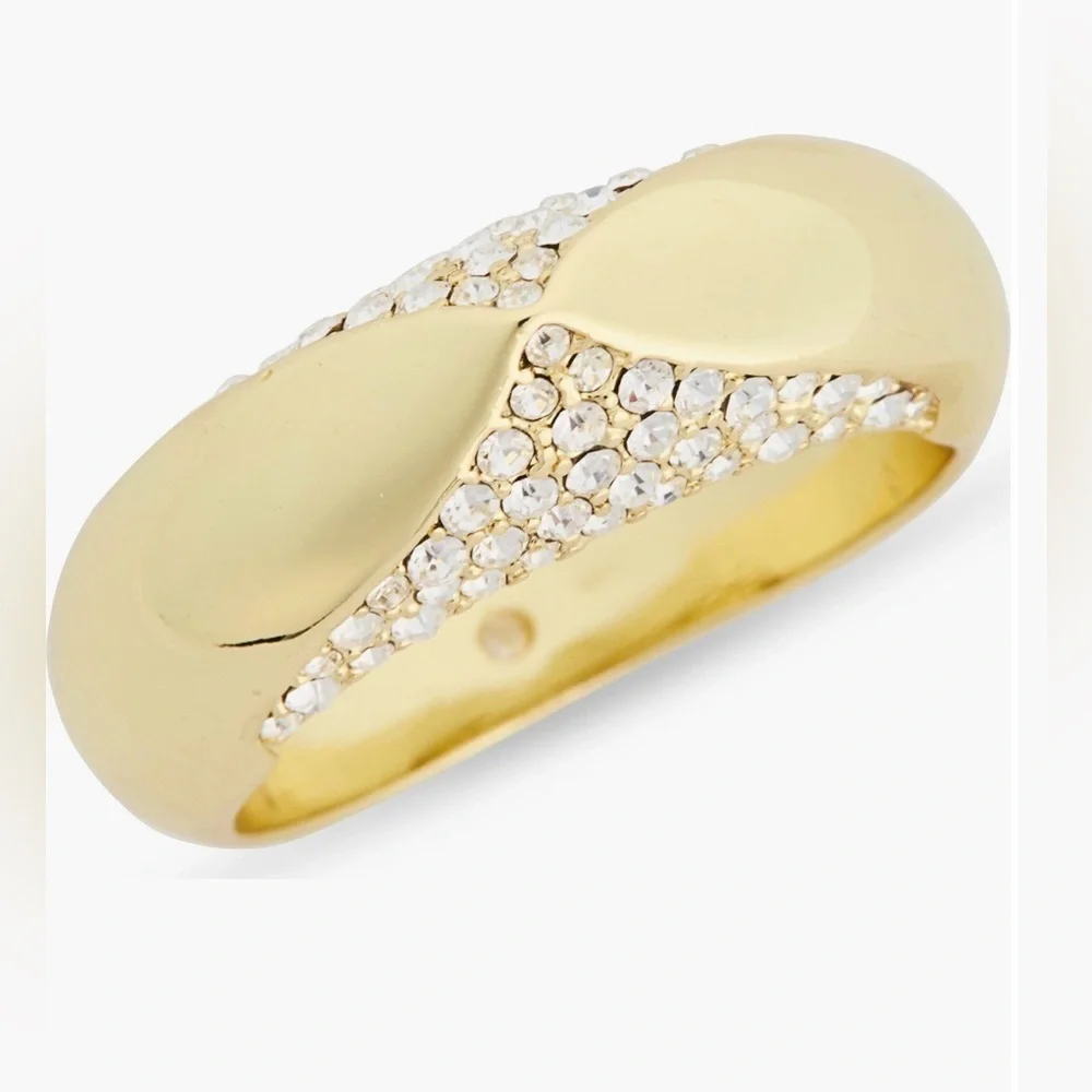 Elegant Gold Pave Pyramid Women's Ring